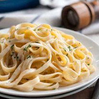 Alfredo Fettuccine - a few simple tips to make a restaurant quality Alfredo in just over 15 minutes. And only 420 calories (not a diet version!)