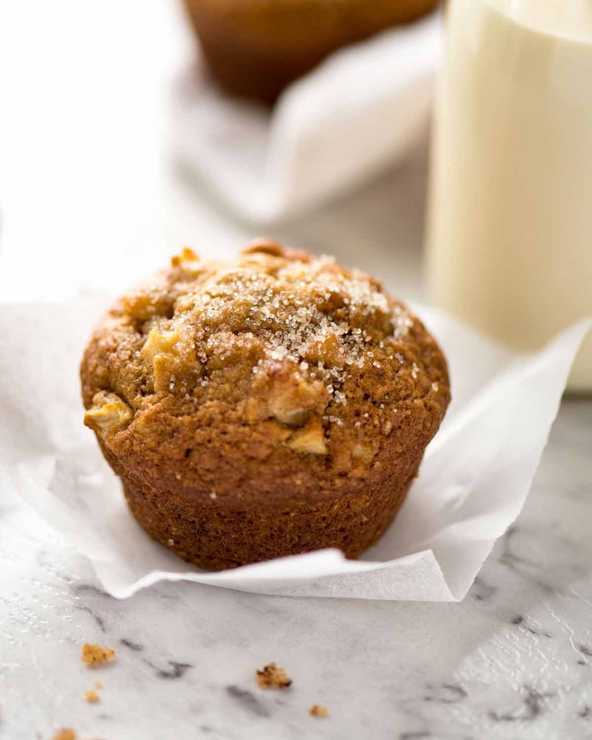 Stay-Fresh Apple Muffins