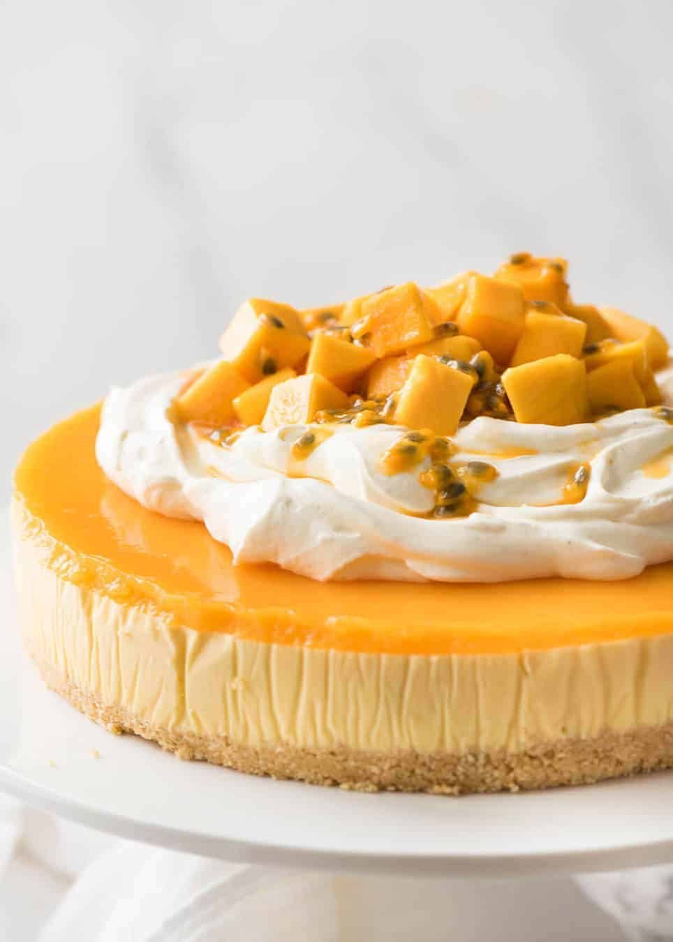 This No Bake Mango Cheesecake is a complete and utter celebration of summer! www.recipetineats.com