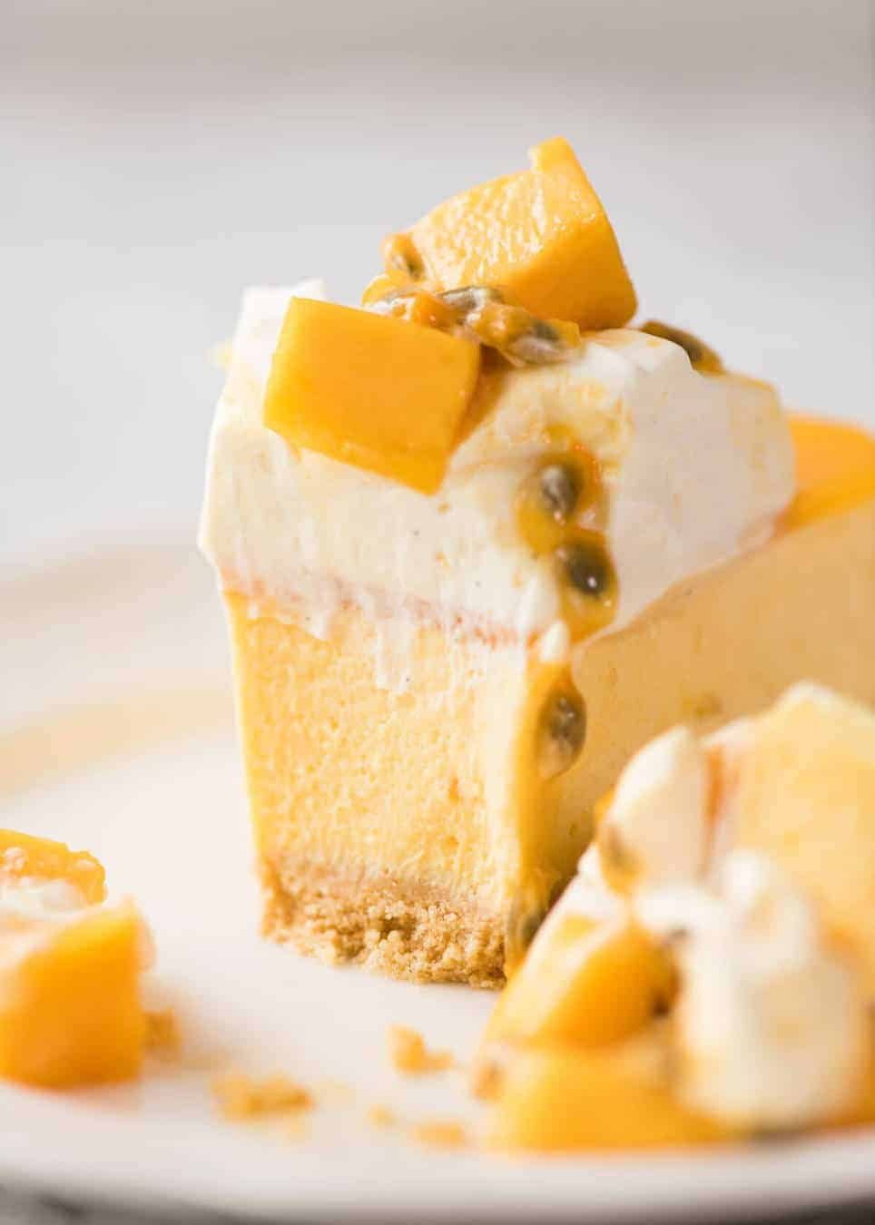 This No Bake Mango Cheesecake is a complete and utter celebration of summer! www.recipetineats.com