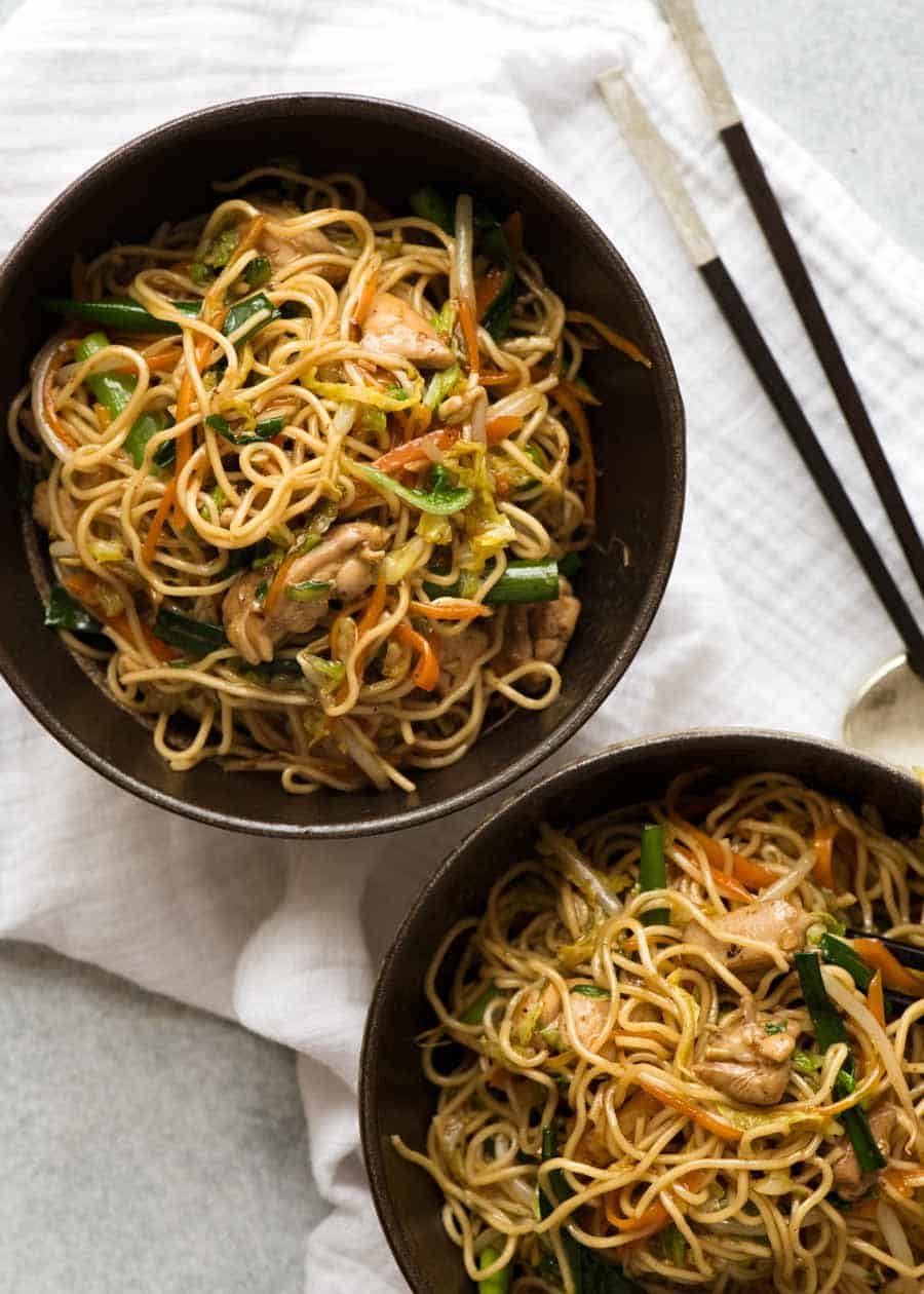 Overhead photo of 2 bowls with Chow Mein noodles