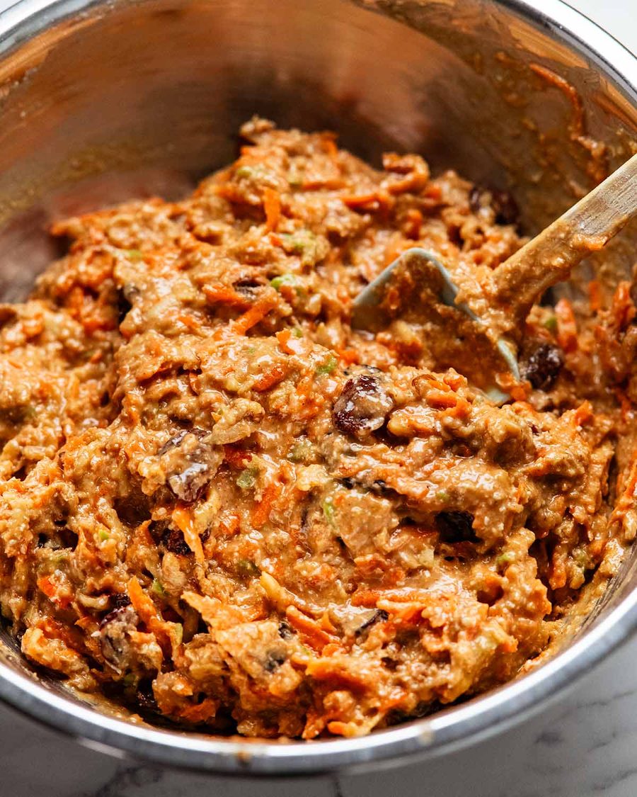 Cinnamon breakfast muffins batter (Morning Glory Muffins)